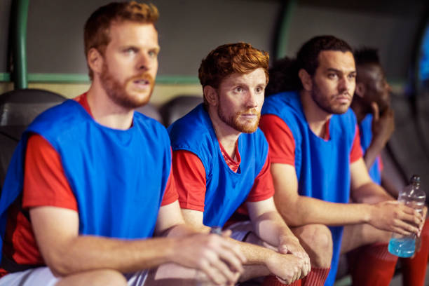 队中一匹不 队中一匹不