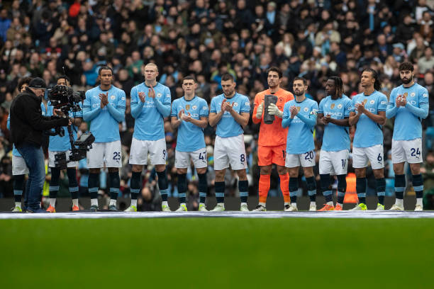 为球迷献上 为球迷献上